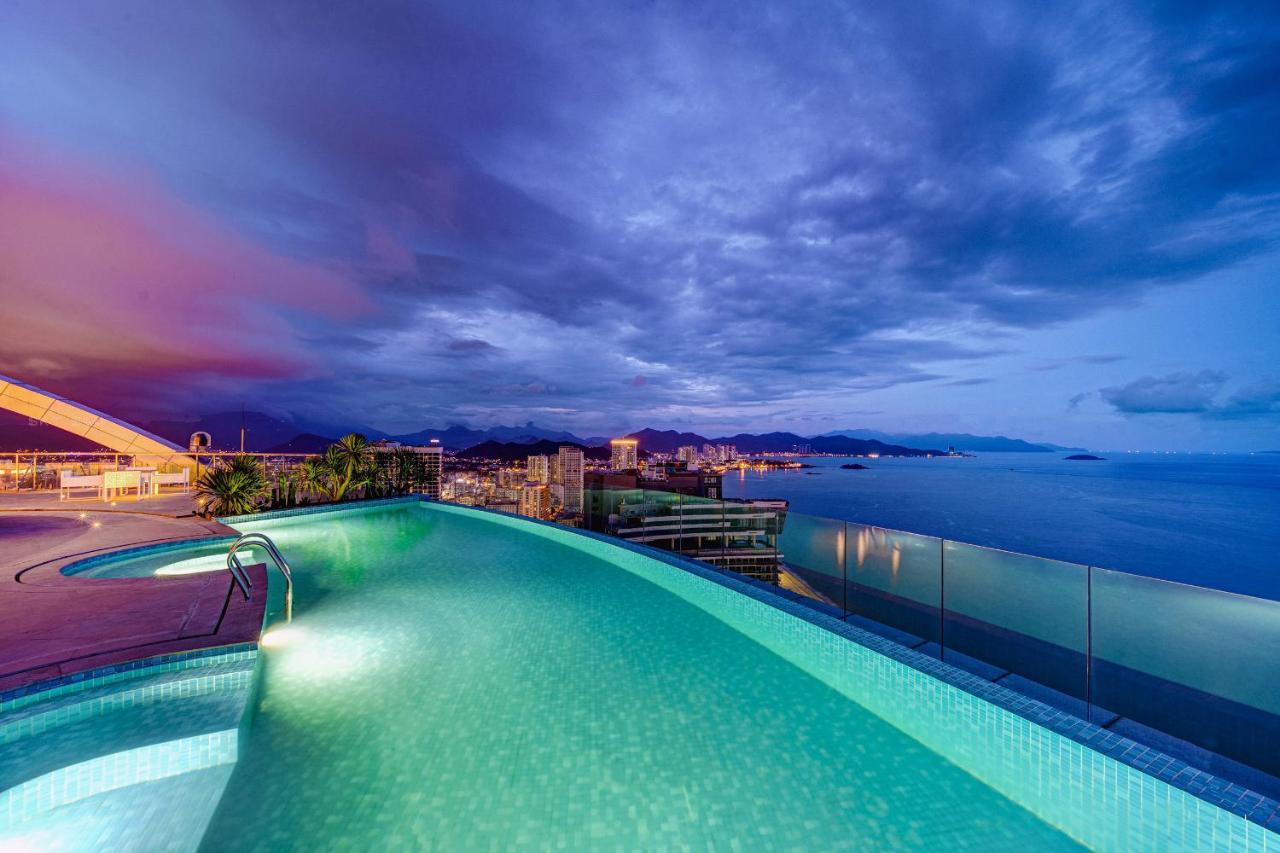 Az Five Stars Ocean View Apartment Nha Trang Exterior photo